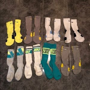 8 pairs of elite socks